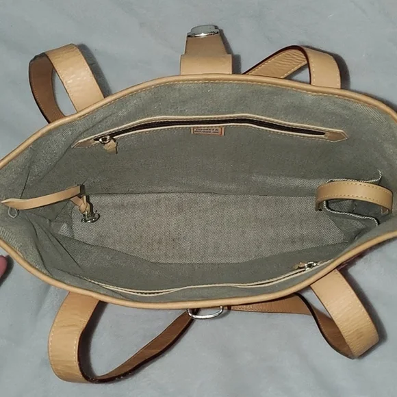 Dooney & Bourke Medium Shopper Tote &  Zippered Pouch Set - Picture 7 of 16